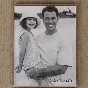 Magnet photo frame for pictures 3,5 x 4,5 cm