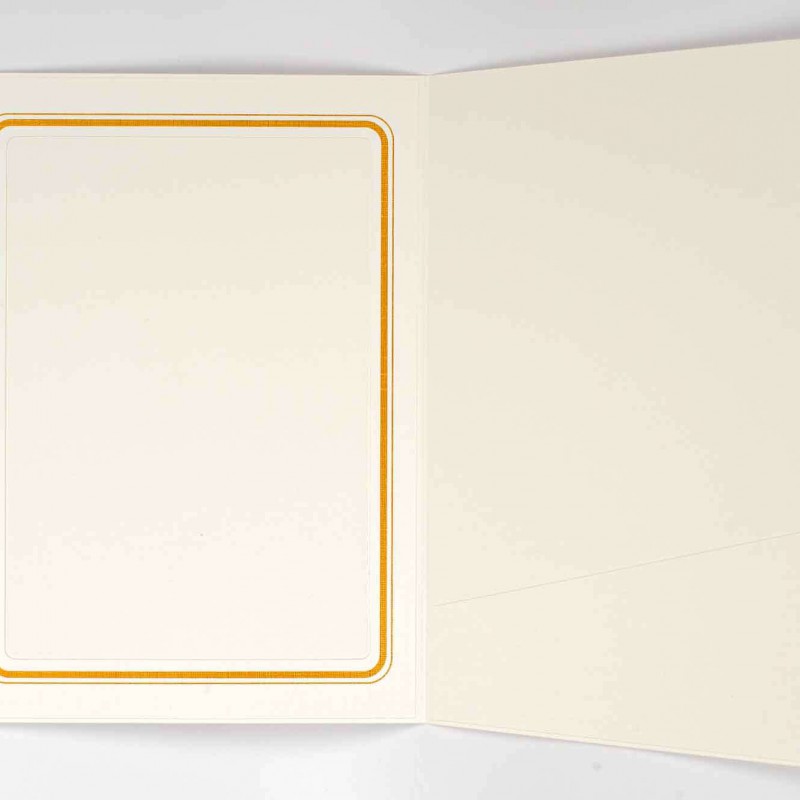 Folder, leaflet, album Communion 3, Portrait folders with passepartout 13x18 cm  F-MAPA-Obhajilo-3