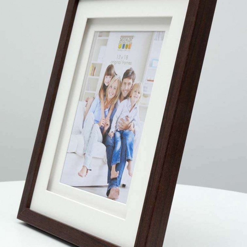 Okvir za fotografije Deknudt, 13x18 cm, rjav, lesen, z dvojnim paspartujem, S65KQ1 (D-479290)