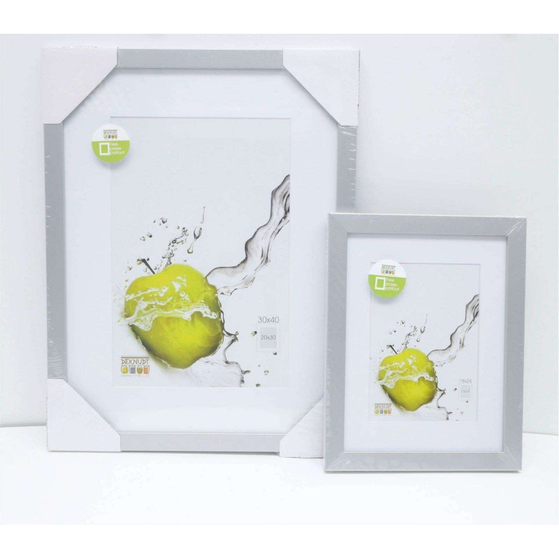 Photo frame Deknudt, 13x18cm, silver, Wood with passepartout, S66KD1 P1 (D-877338)
